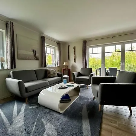 Holiday home Reitdackhus